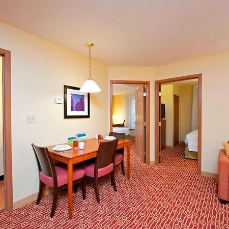 Towneplace Suites By Marriott Bloomington Exteriér fotografie